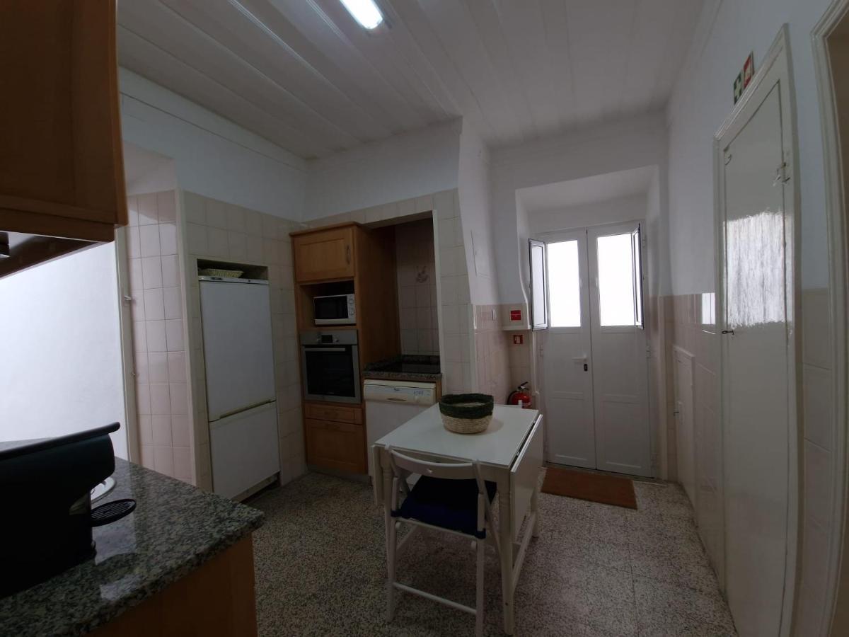 Casa Pisa Flores - Praia Da Nazare Bagian luar foto