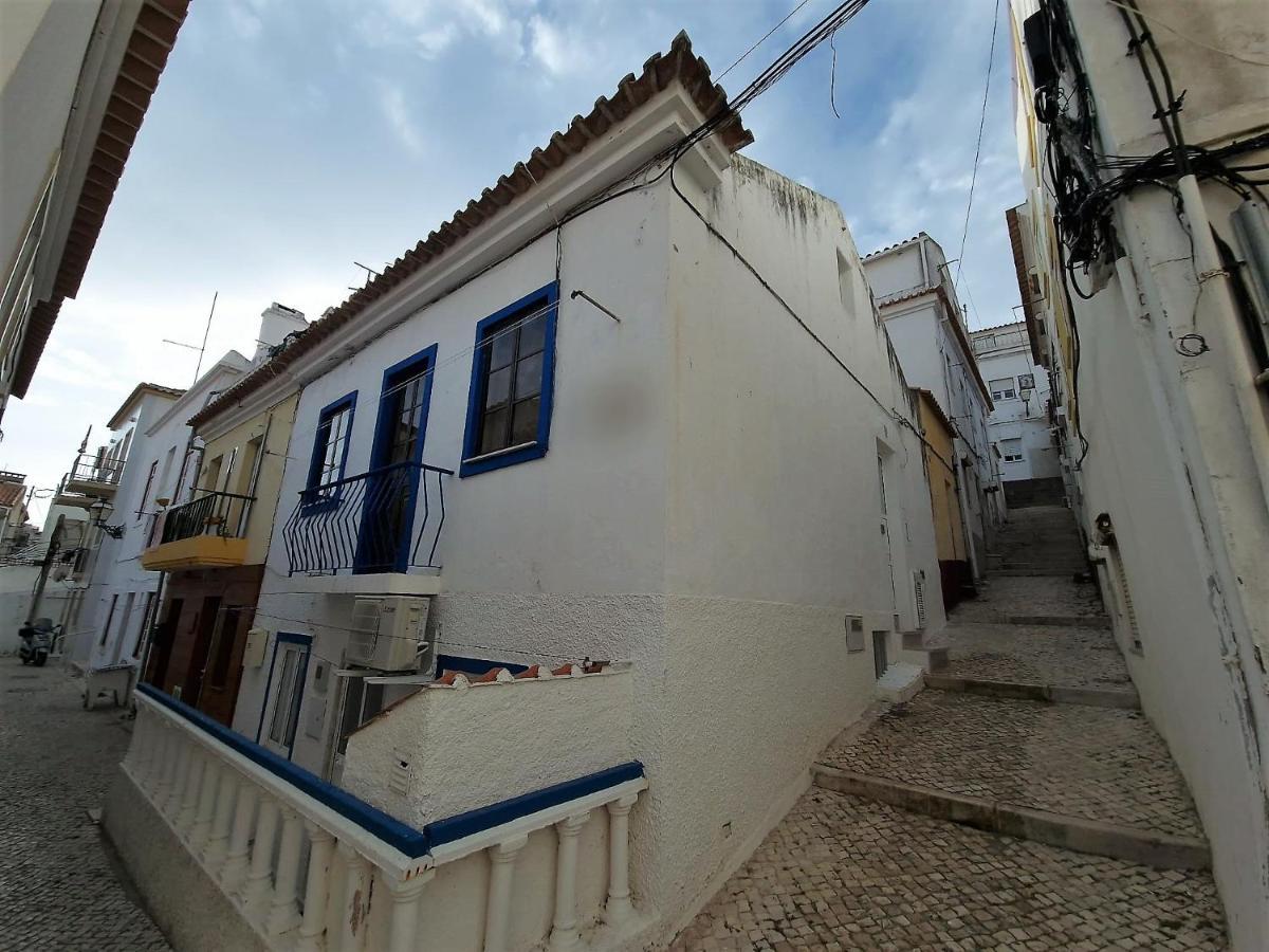 Casa Pisa Flores - Praia Da Nazare Bagian luar foto